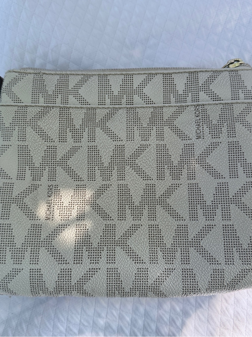 Michael Kors Cream Logo Crossbody with Brown Strap and Gold MK Emblem - Picture 3 of 12